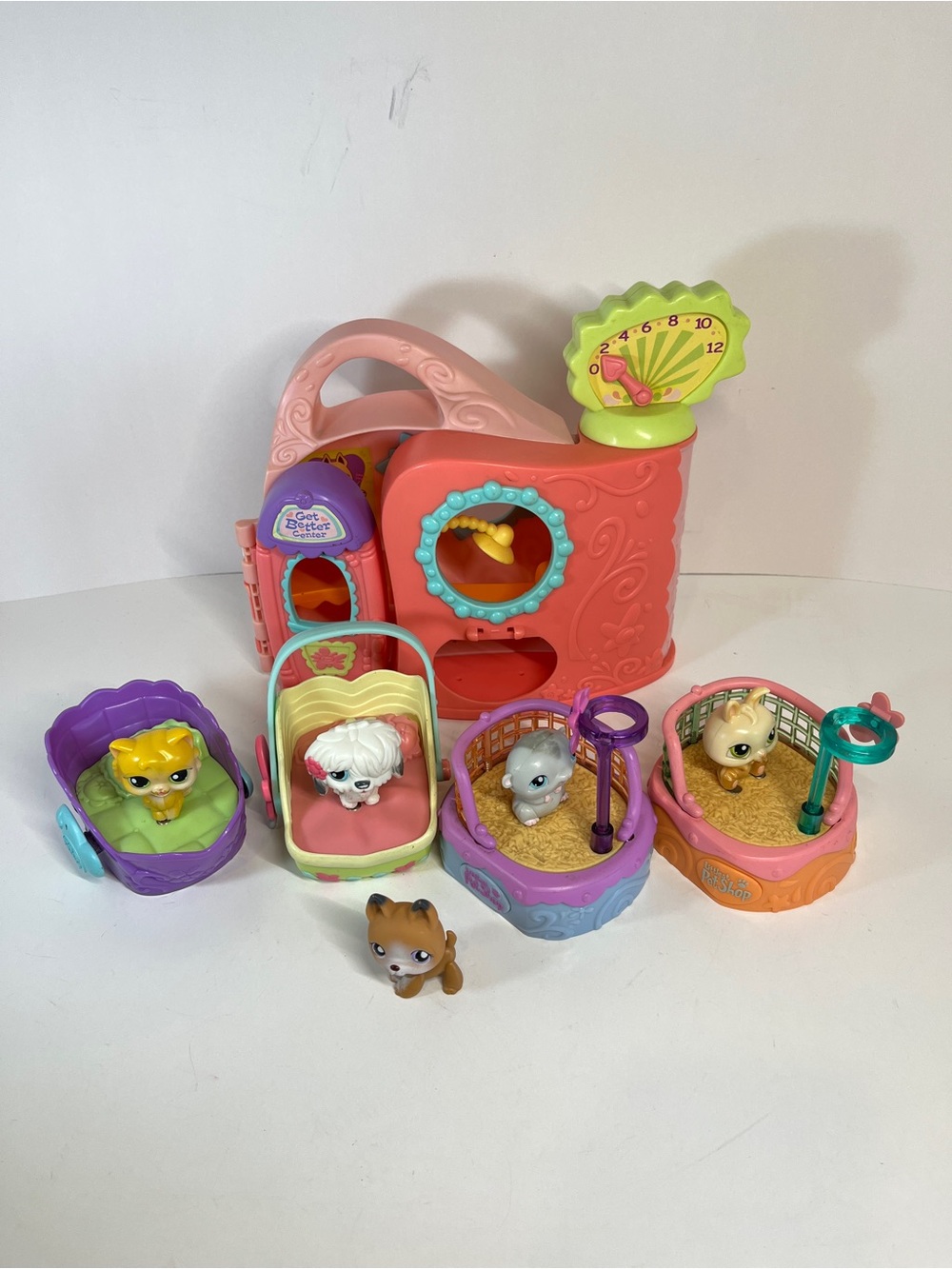 Vintage 2005 Get Better Center Littlest Pet Shop LPS Playset Magic Motion Lot